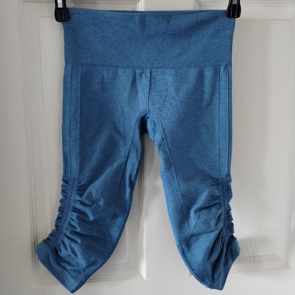 Lululemon In The Flow Crop Leggings